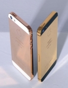 Xương iPhone 5S Rose Gold Mạ vàng 18K